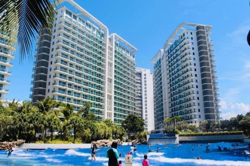 Paranaque City Azure Urban Resort A4 Near Airport Mall With Wavepool מראה חיצוני תמונה